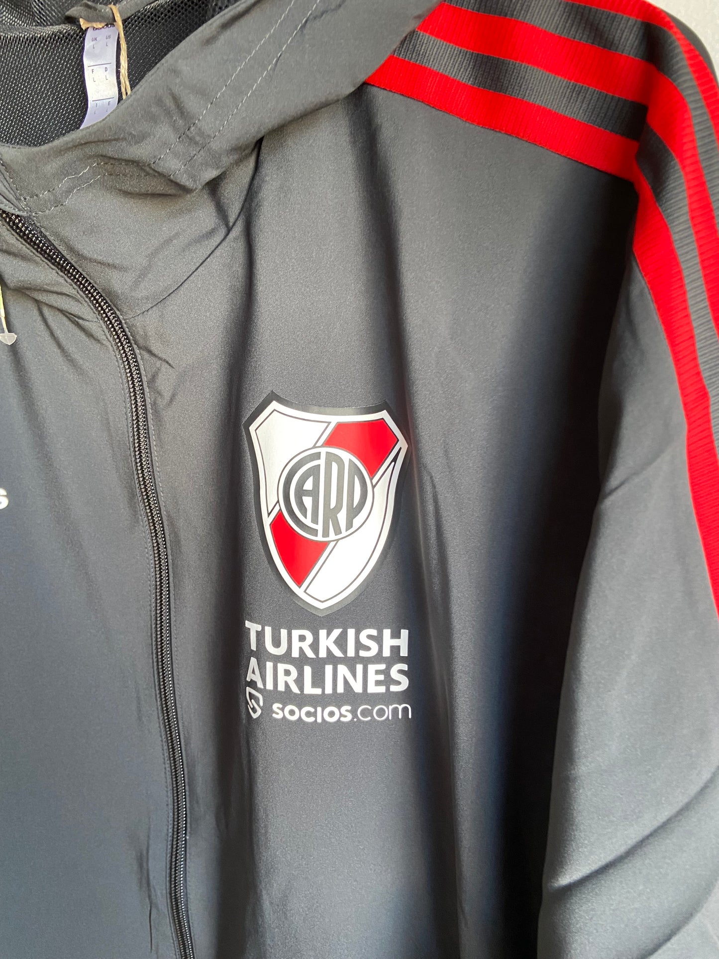 21-22 River Plate Presentation Jacket (GU9639)