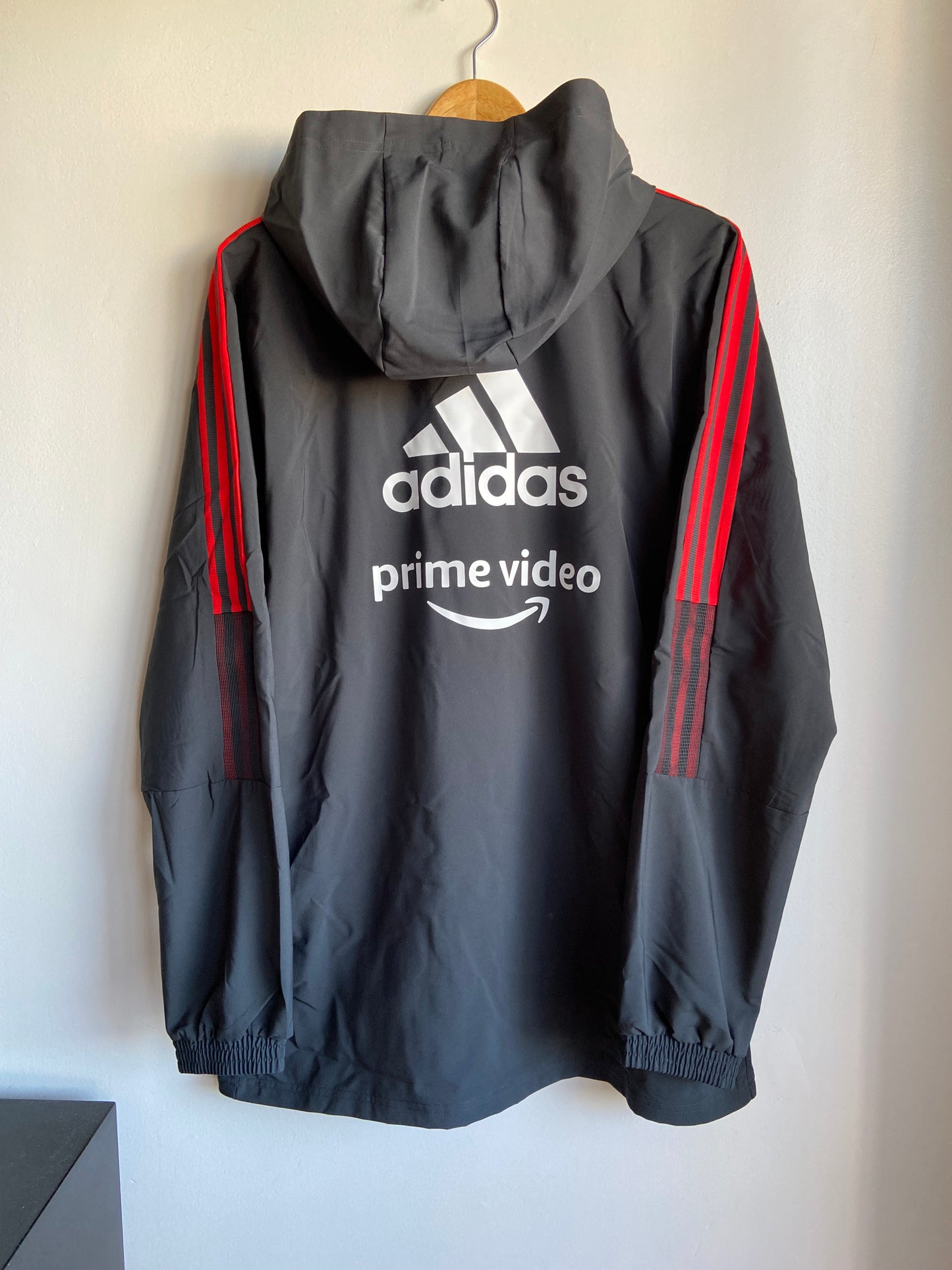 21-22 River Plate Presentation Jacket (GU9639)