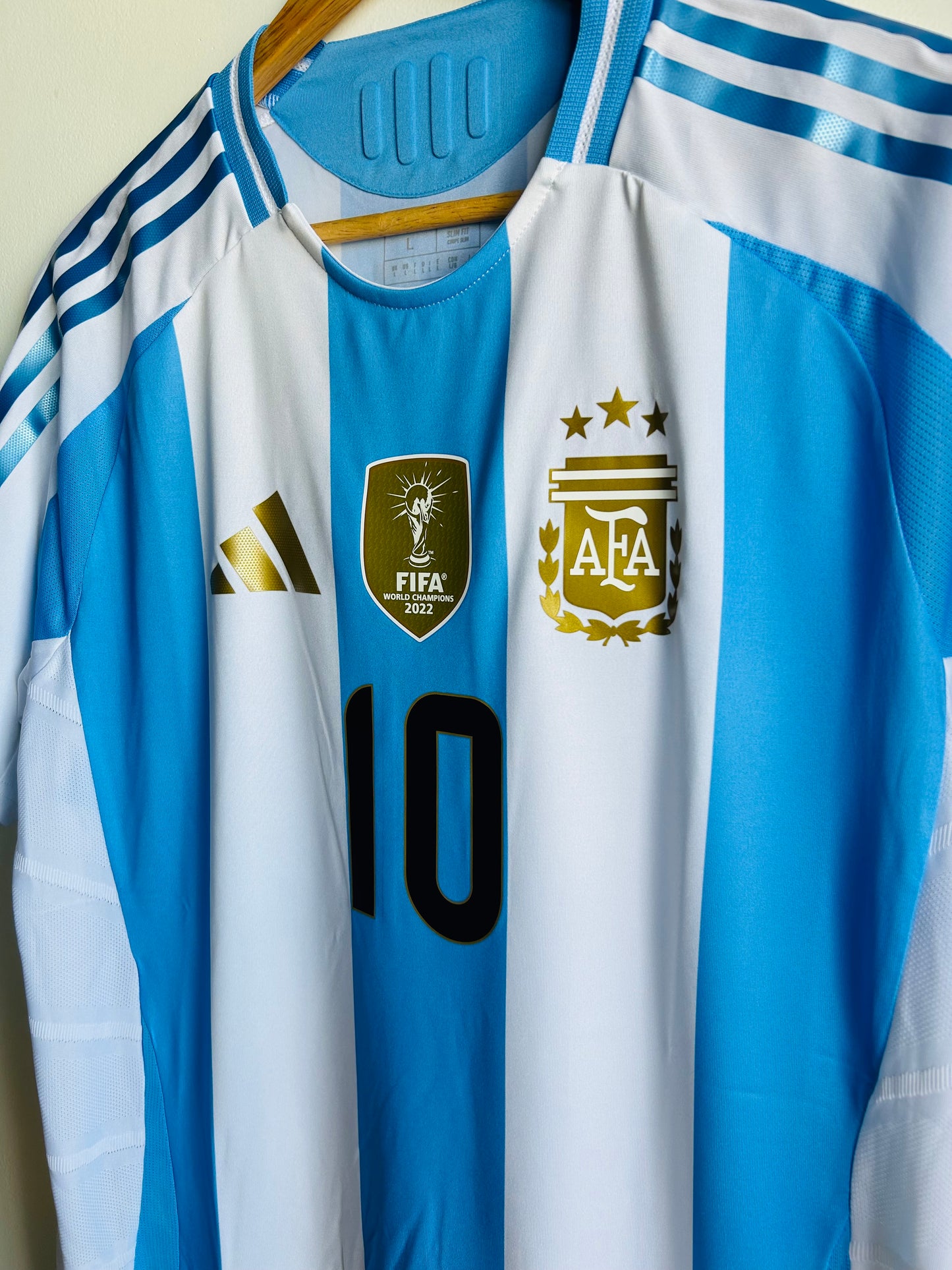 Messi 24-25 Argentina AUTHENTIC Heat.Rdy Home Jersey (IP8388)