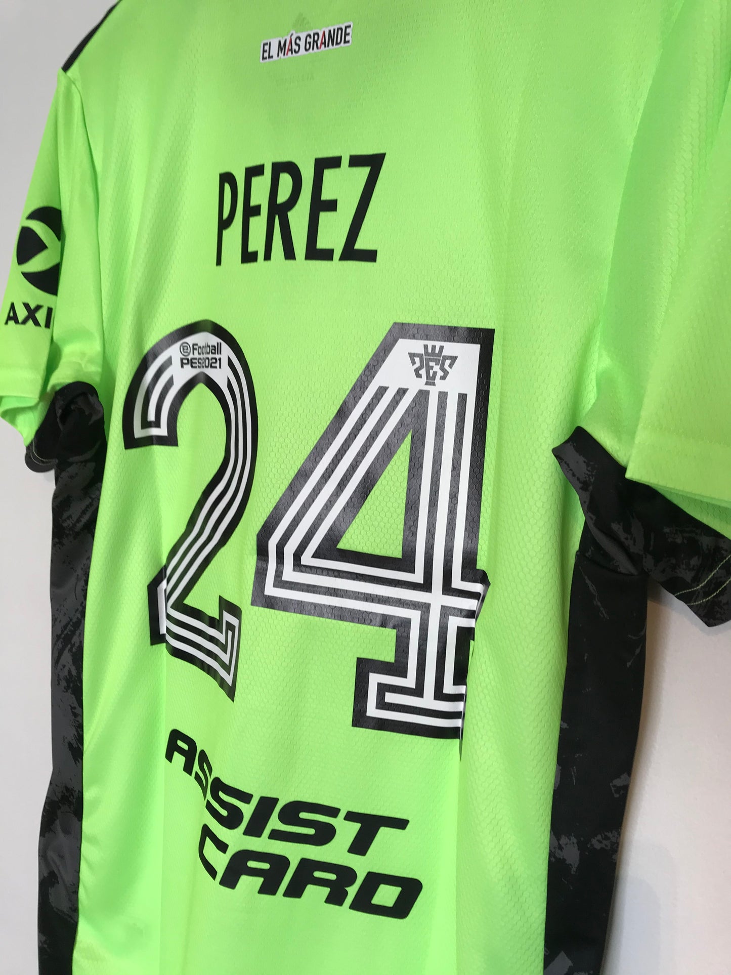 River Plate Enzo Pérez GK Shirt (vs. Independiente Santa Fe) Libertadores Patches Included!